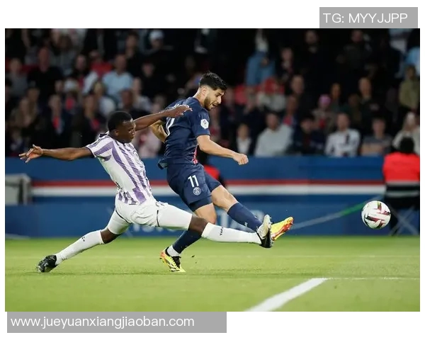 洛里昂主场迎战图卢兹双方争夺法甲积分榜关键战役 洛里昂主场迎战图卢兹双方争夺法甲积分榜关键战役