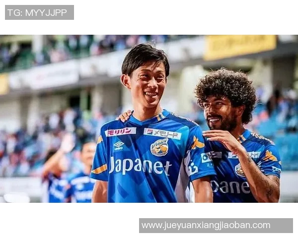 冈山绿雉与山神山形的奇妙对决探索自然之美与生态平衡